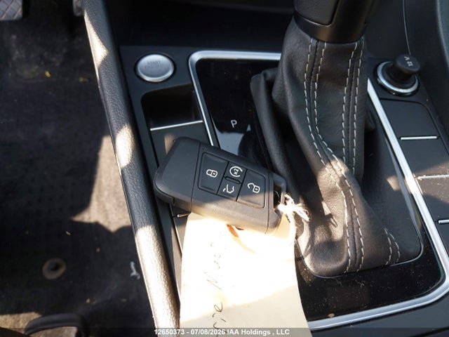 12650373 :رقم المزاد ، 3VWE57BU5MM061344 vin ، 2021 Volkswagen Jetta Highline مزاد بيع
