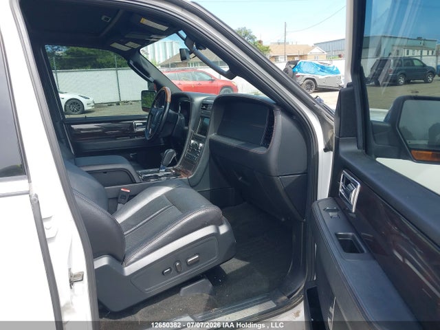Продаж на аукціоні авто 2017 Lincoln Navigator L/reserve, vin: 5LMJJ3LT7HEL08430, номер лоту: 12650382