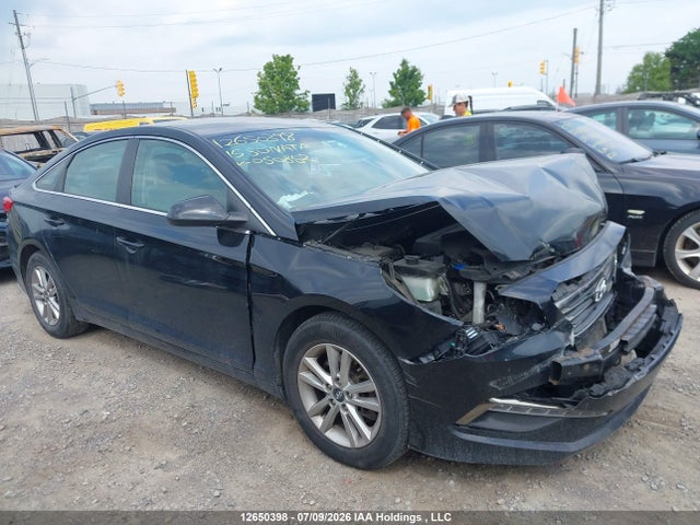 Hyundai SONATA GL 2015 5NPE24AF5FH050852 Image 1