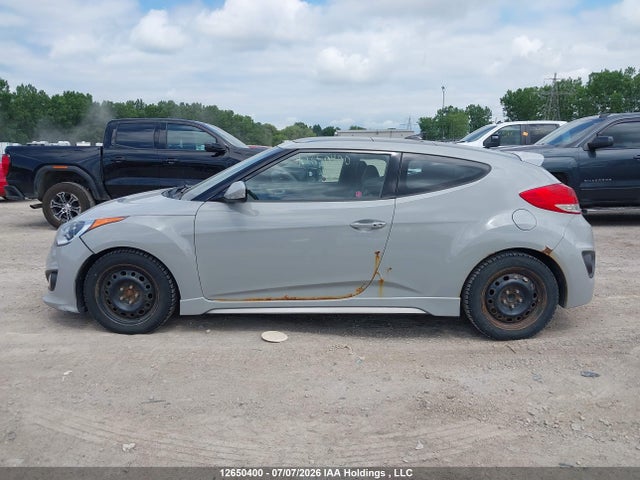12650400 :رقم المزاد ، KMHTC6AE3DU105191 vin ، 2013 Hyundai Veloster مزاد بيع