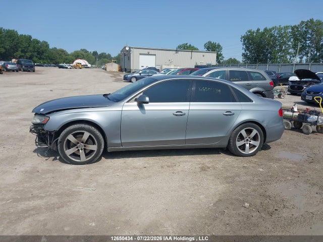 12650434 :رقم المزاد ، WAUFFCFL1AN002868 vin ، 2010 Audi A4 2.0t Premium مزاد بيع