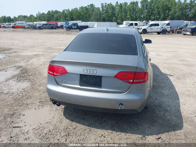 12650434 :رقم المزاد ، WAUFFCFL1AN002868 vin ، 2010 Audi A4 2.0t Premium مزاد بيع