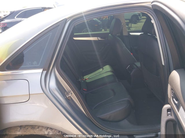 12650434 :رقم المزاد ، WAUFFCFL1AN002868 vin ، 2010 Audi A4 2.0t Premium مزاد بيع