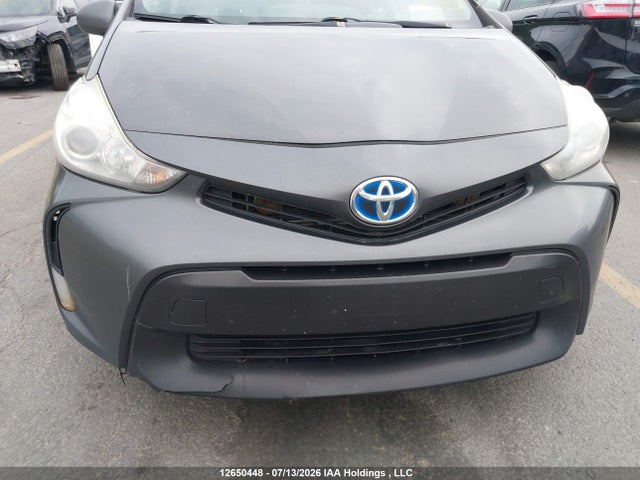 Toyota PRIUS V 2015 JTDZN3EU5FJ034704 Image 20