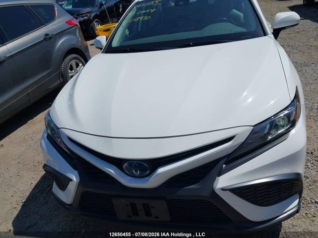 2023 Toyota Camry Hybrid მანქანა იყიდება აუქციონზე, vin: 4T1B21HK5PU018930, აუქციონის ნომერი: 12650455