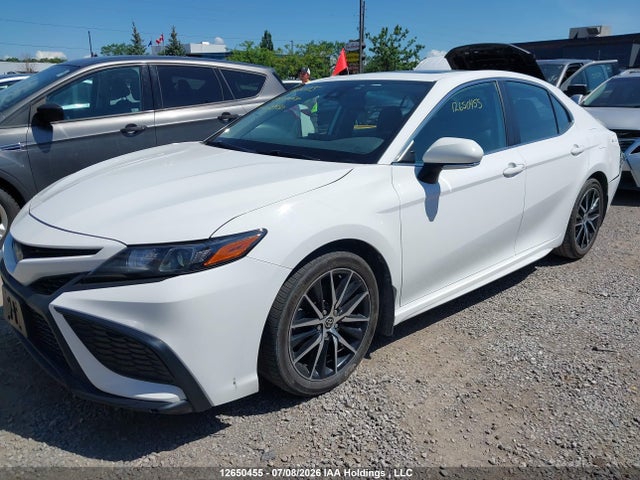 2023 Toyota Camry Hybrid მანქანა იყიდება აუქციონზე, vin: 4T1B21HK5PU018930, აუქციონის ნომერი: 12650455