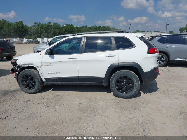 Jeep Cherokee Trailhawk 2018 1C4PJMBB9JD531905 Image 14