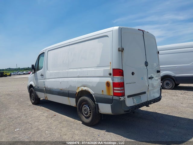 Mercedes-Benz Sprinter 2500 2014 WD3BE7DC9E5913870 Image 3