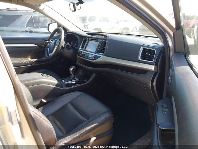 12650493 :رقم المزاد ، 5TDJKRFH4ES052204 vin ، 2014 Toyota Highlander Xle مزاد بيع