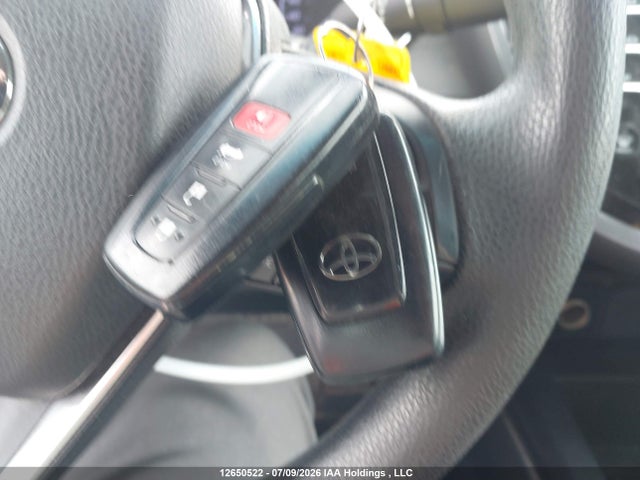 4T1B11HK8KU694753 Toyota CAMRY LE