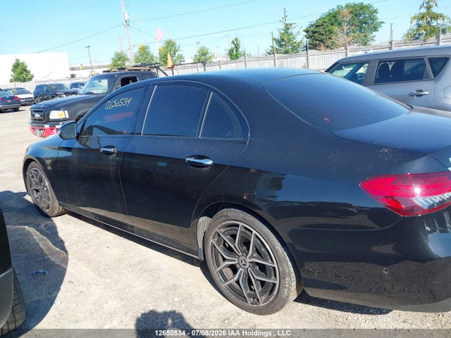 2021 Mercedes-benz E 350 4matic მანქანა იყიდება აუქციონზე, vin: W1KZF8EB0MA941436, აუქციონის ნომერი: 12650534
