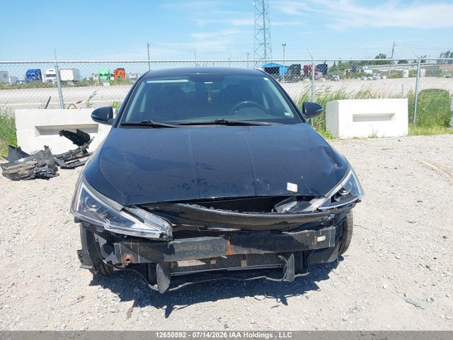 KMHD84LF8KU823607 Hyundai Elantra Preferred