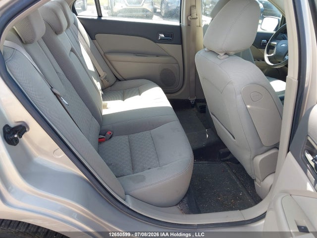 12650599 :رقم المزاد ، 3FAHP0HA6AR257294 vin ، 2010 Ford Fusion Se مزاد بيع
