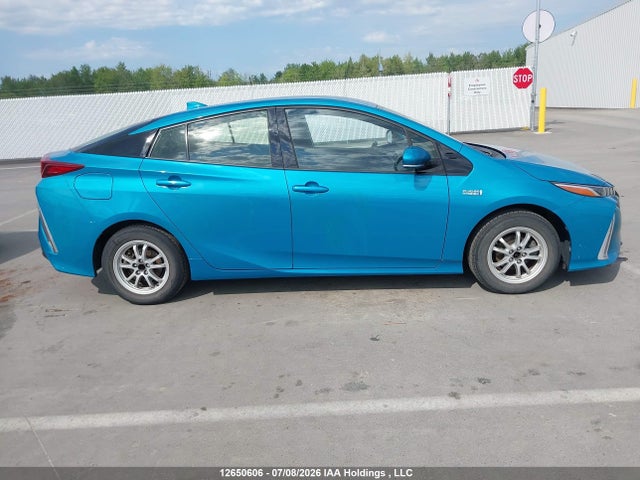 JTDKARFP4H3047587 Toyota Prius Prime Technology