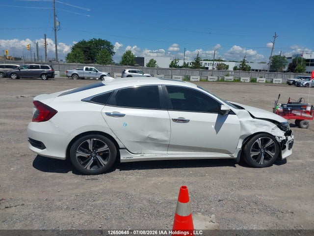 Honda Civic Touring 2018 2HGFC1F98JH106921 Image 13