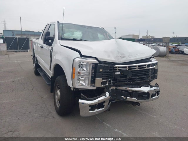 Ford F250 Super Duty 2023 1FT7X2BN0PEC74049 Image 1