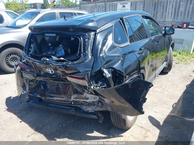 7MUCAABG0TV163913 Toyota Corolla Cross Le Awd