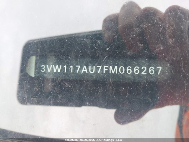3VW117AU7FM066267 Volkswagen Golf 1.8 Tsi Comfortline/1.8 Tsi Highline/1.8 Tsi Trendline