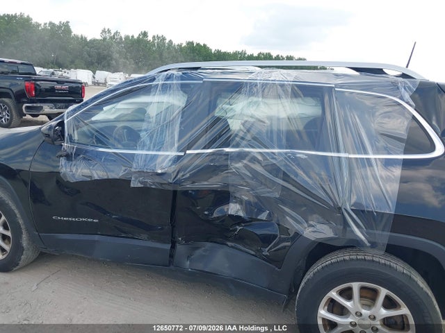 Jeep Cherokee North 2017 1C4PJMCS9HW609645 Image 19