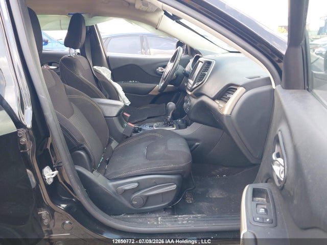 Jeep Cherokee North 2017 1C4PJMCS9HW609645 Image 5