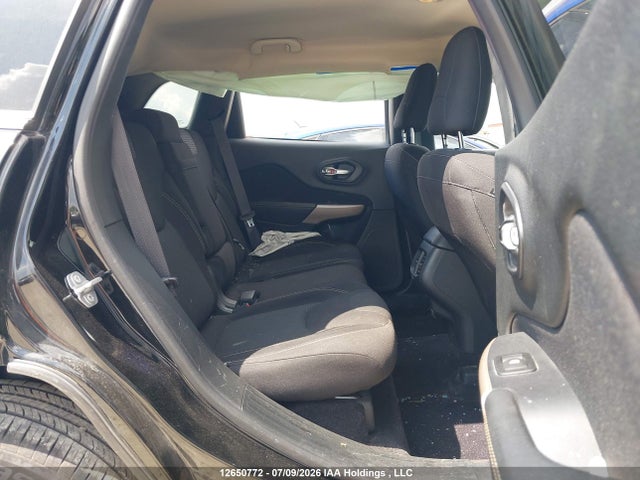 Jeep Cherokee North 2017 1C4PJMCS9HW609645 Image 8