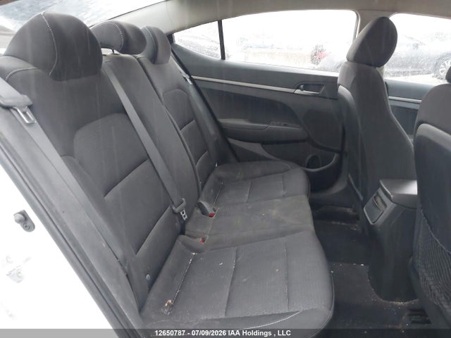 Hyundai ELANTRA SE 2018 5NPD74LF7JH313426 Image 8