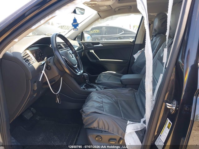 Aukcja sprzedaży 2018 Volkswagen Tiguan Highline, vin: 3VV4B7AX4JM103132, numer aukcji: 12650795
