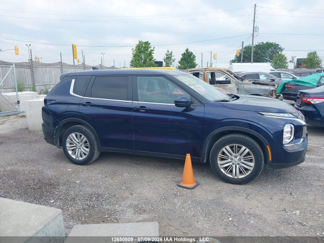 JA4J4UA80RZ613565 Mitsubishi Outlander Es