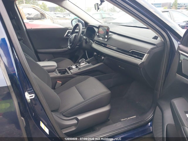 JA4J4UA80RZ613565 Mitsubishi Outlander Es