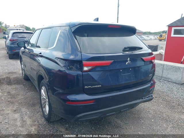 JA4J4UA80RZ613565 Mitsubishi Outlander Es