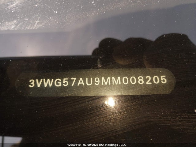 3VWG57AU9MM008205 Volkswagen Golf Comfortline/highline
