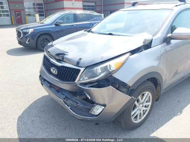 12650824 :رقم المزاد ، KNDPBCAC1F7711175 vin ، 2015 Kia Sportage Lx مزاد بيع