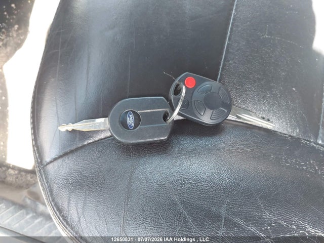 2008 Ford Escape Limited მანქანა იყიდება აუქციონზე, vin: 1FMCU94158KC93995, აუქციონის ნომერი: 12650831