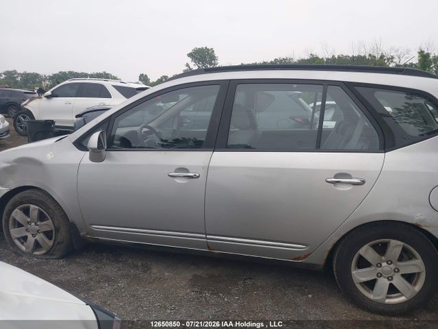 2008 Kia Rondo Lx/ex მანქანა იყიდება აუქციონზე, vin: KNAFG526X87208696, აუქციონის ნომერი: 12650850