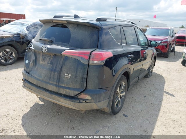 Toyota Rav4 Xle 2018 2T3RFREV9JW790359 Image 4