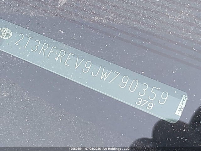 Toyota Rav4 Xle 2018 2T3RFREV9JW790359 Image 9