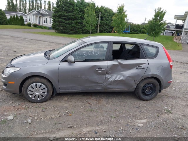 2011 Hyundai Elantra Touring Gl მანქანა იყიდება აუქციონზე, vin: KMHDB8AE7BU112094, აუქციონის ნომერი: 12650910