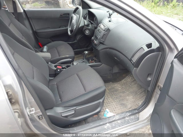 2011 Hyundai Elantra Touring Gl მანქანა იყიდება აუქციონზე, vin: KMHDB8AE7BU112094, აუქციონის ნომერი: 12650910