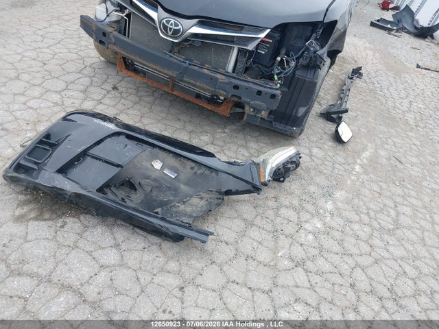 2019 Toyota Sienna Le 8-passenger მანქანა იყიდება აუქციონზე, vin: 5TDKZ3DCXKS015626, აუქციონის ნომერი: 12650923