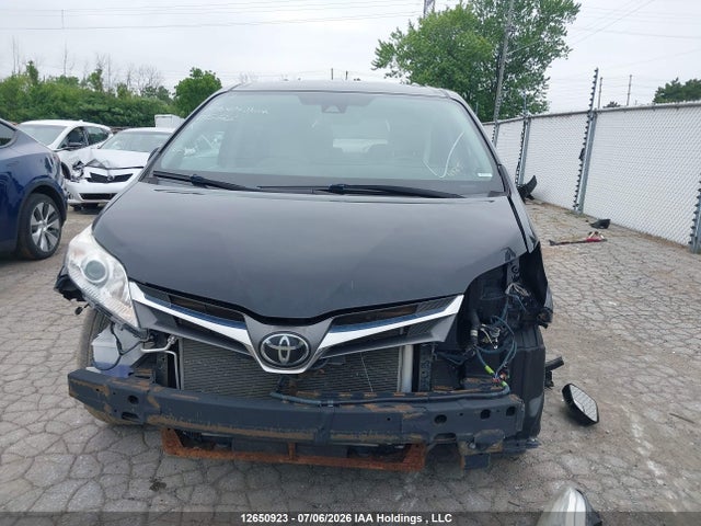 2019 Toyota Sienna Le 8-passenger მანქანა იყიდება აუქციონზე, vin: 5TDKZ3DCXKS015626, აუქციონის ნომერი: 12650923