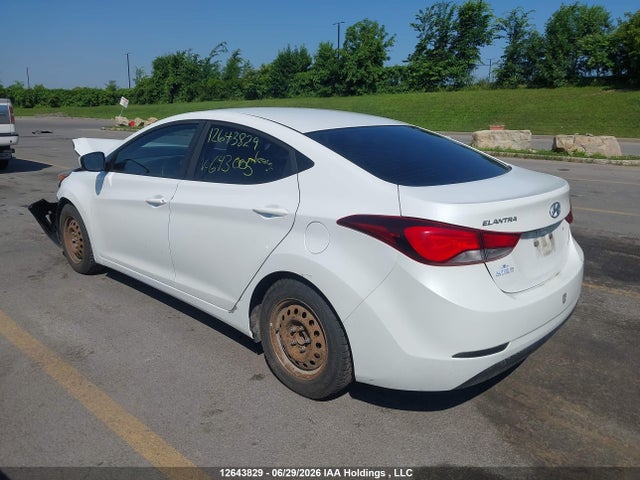 Продаж на аукціоні авто 2015 Hyundai Elantra L, vin: 5NPDH4AE2FH643005, номер лоту: 12643829