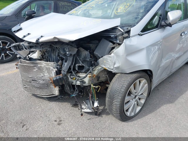 Продаж на аукціоні авто 2015 Kia Rondo Ex/ex Luxury/ex Value, vin: KNAHU8A31F7089833, номер лоту: 12644387