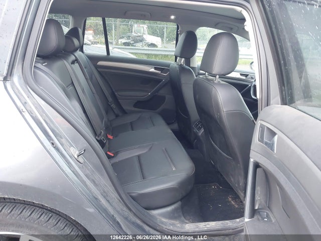 3VWC17AU1HM503286 Volkswagen Golf Sportwagen 1.8 Tsi Comfortline/1.8 Tsi Trendline