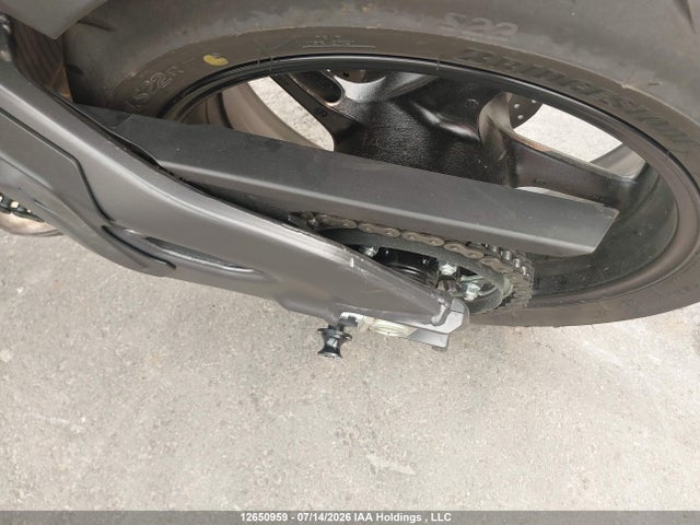 Yamaha MT10 2025 JYARN79N4SA000611 Image 16
