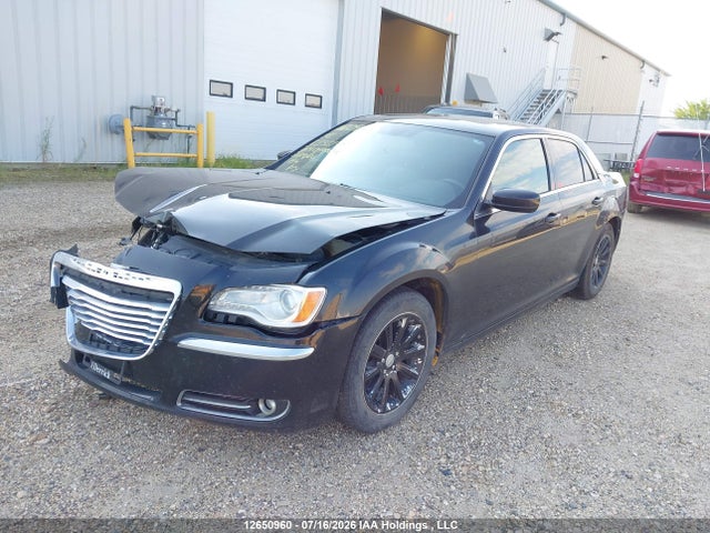 Chrysler 300 Touring 2014 2C3CCAAG1EH235178 Image 2