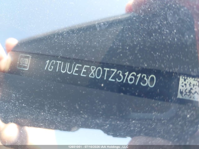 1GTUUEE80TZ316130 GMC Sierra K1500 At4