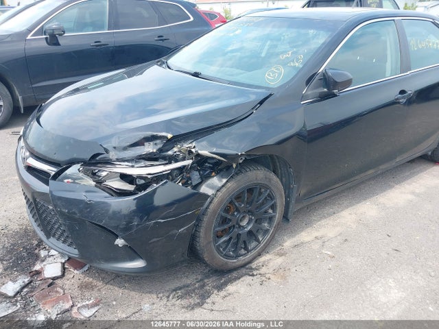 12645777 :رقم المزاد ، 4T1BK1FK9FU561733 vin ، 2015 Toyota Camry Xse V6 مزاد بيع