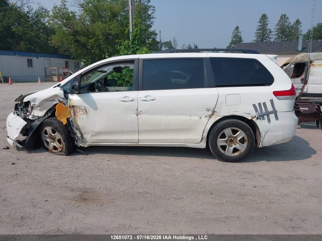 Продаж на аукціоні авто 2011 Toyota Sienna Le, vin: 5TDKK3DC4BS059271, номер лоту: 12651072