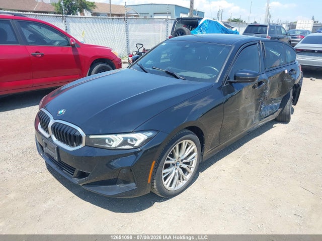 BMW 330i Xdrive 2023 3MW89FF02P8D14488 Image 2