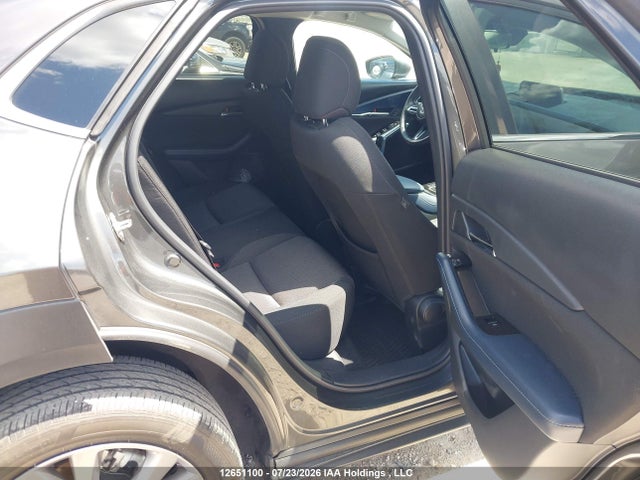 12651100 :رقم المزاد ، 3MVDMBCL4MM241715 vin ، 2021 Mazda Cx-30 Gs مزاد بيع